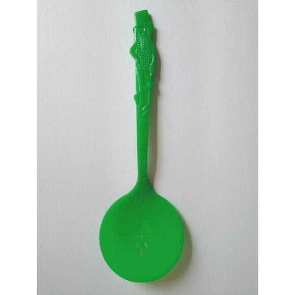Mr Peanut Vintage Green Plastic Serving Spoon 1950s Planters Peanuts Kitchenware - Picture 1 of 4